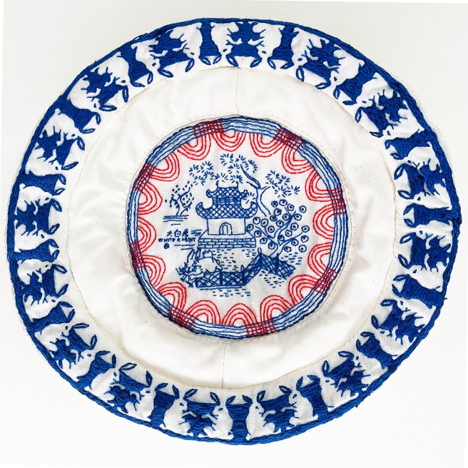 White Rabbit Blue Willow Plate_2022_JTANG